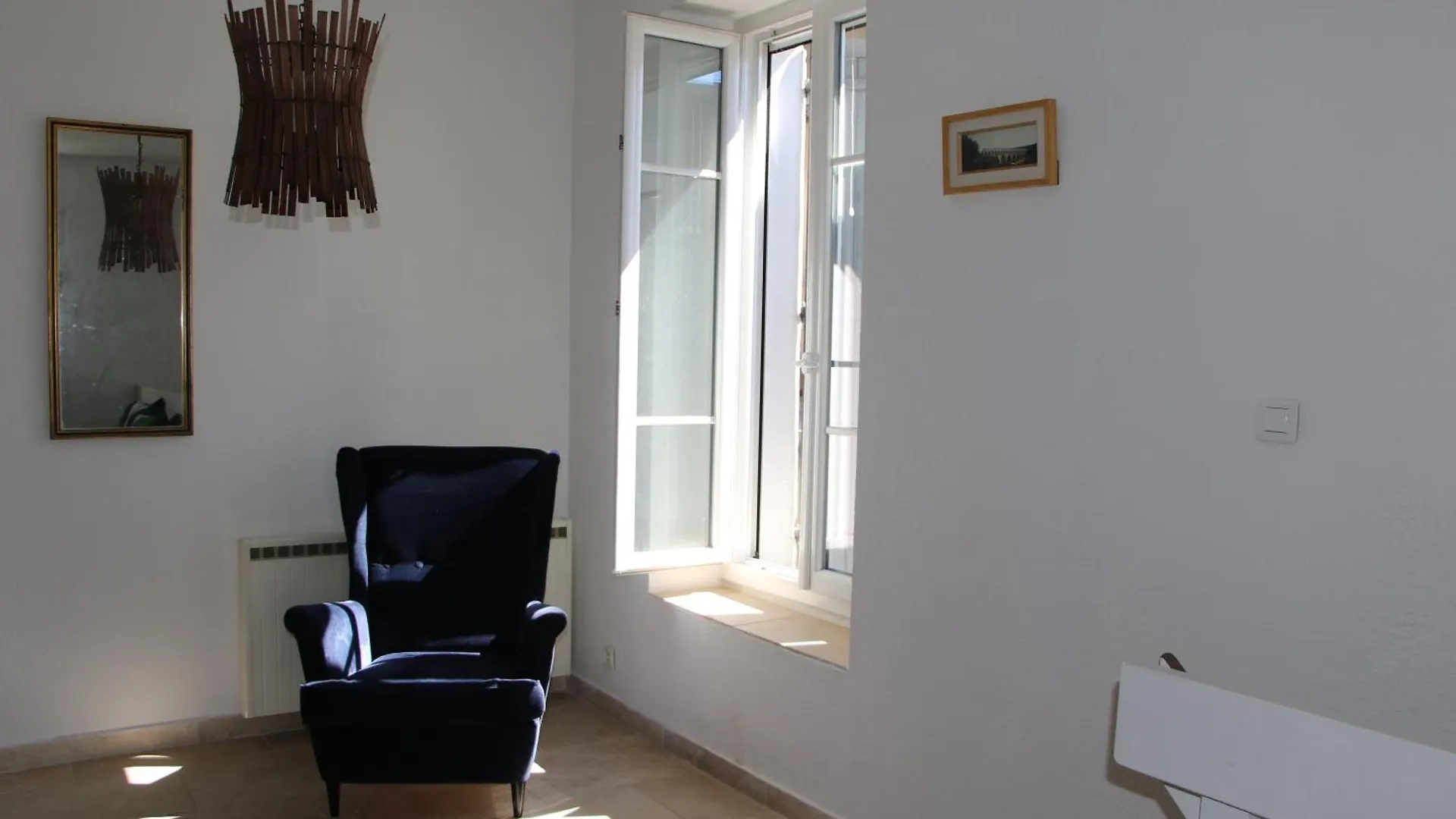 Apartment Appartement Calm Avec Parking 10 Mins A Pied De Centre Avignon